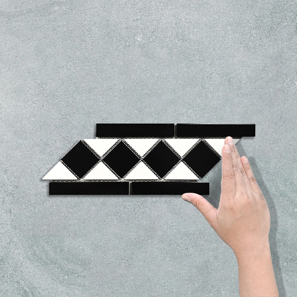 VICTORIAN B&W (BORDER) - MOSAIC