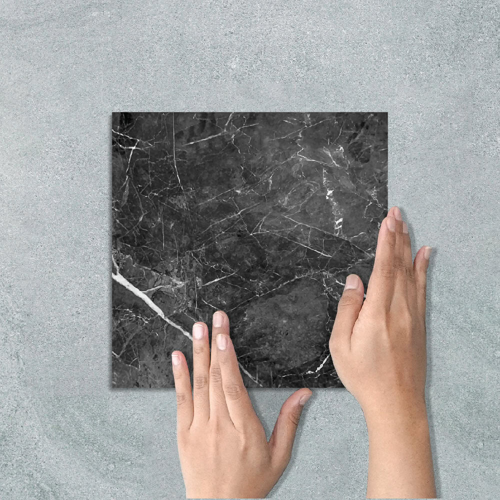 RIVIERA BLACK- CHECKERED TILE